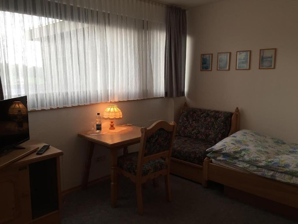 Dreischlaeger Hof Hotel Neustadt  ภายนอก รูปภาพ