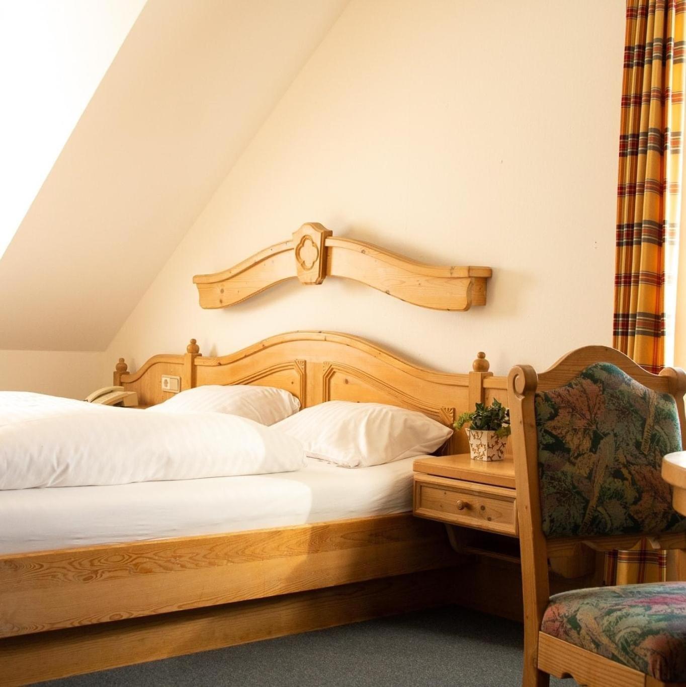 Dreischlaeger Hof Hotel Neustadt  ภายนอก รูปภาพ