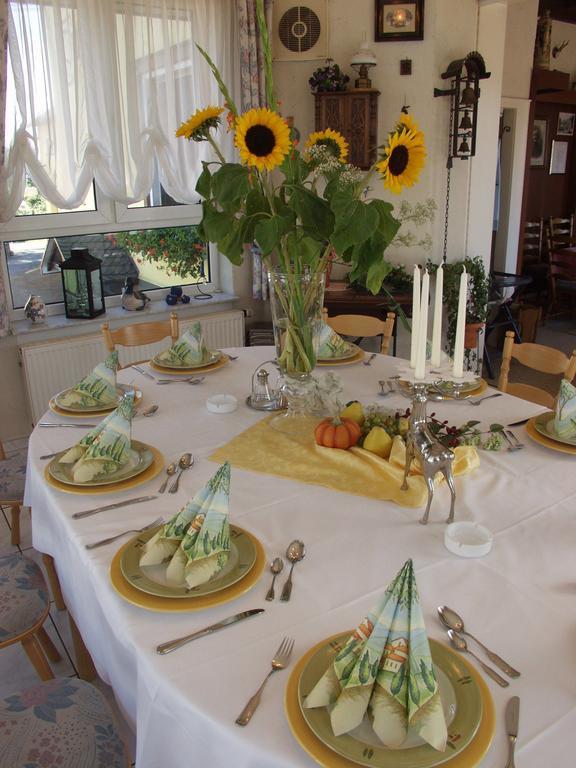 Dreischlaeger Hof Hotel Neustadt  ภายนอก รูปภาพ