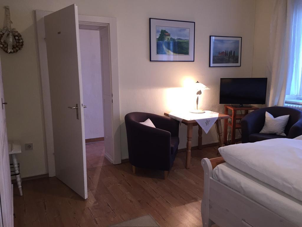 Dreischlaeger Hof Hotel Neustadt  ภายนอก รูปภาพ
